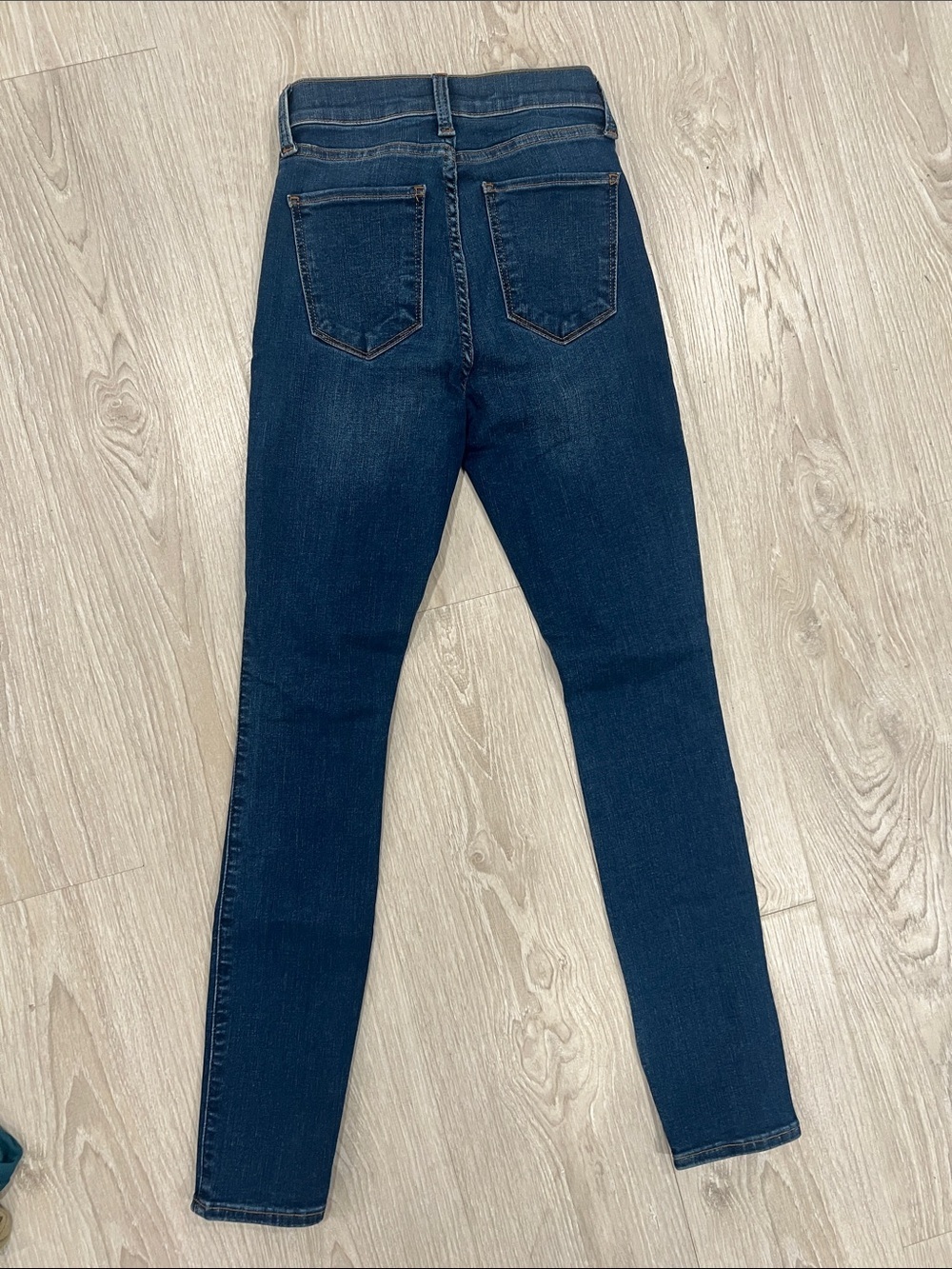 Lucky Brand Indigo High-Rise Skinny Jeans - Picture 2 of 3
